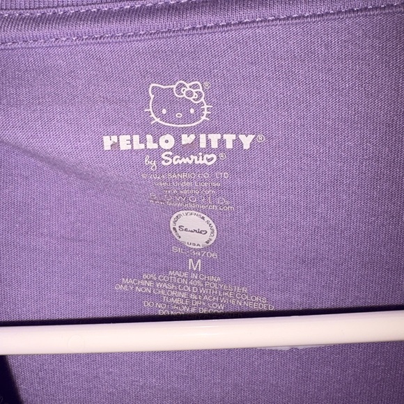 Hello Kitty Purple T-Shirt - Picture 2 of 2